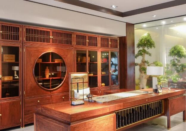 風(fēng)水先生講述打造招財(cái)聚氣的辦公室環(huán)境